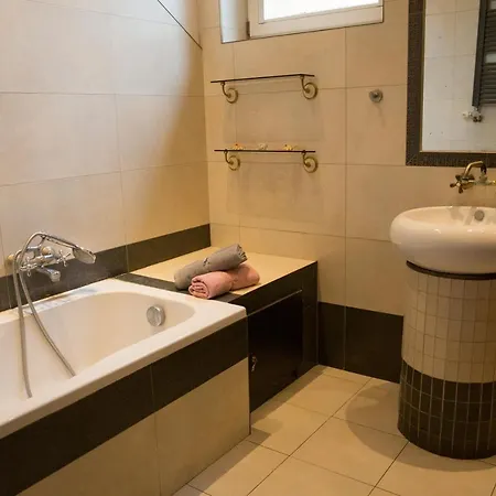 Stara Milosna Hostel